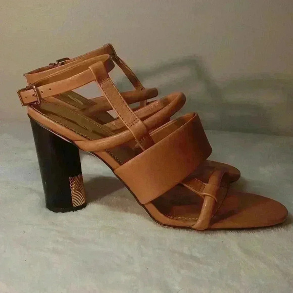 OLLIE GLAD WOMENS LEATHER ANKLE STRAP HEELS - Picture 6 of 7